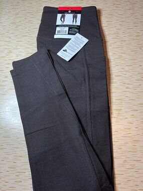 Tuff Athletics Women's leggings with Pockets Size M NWT